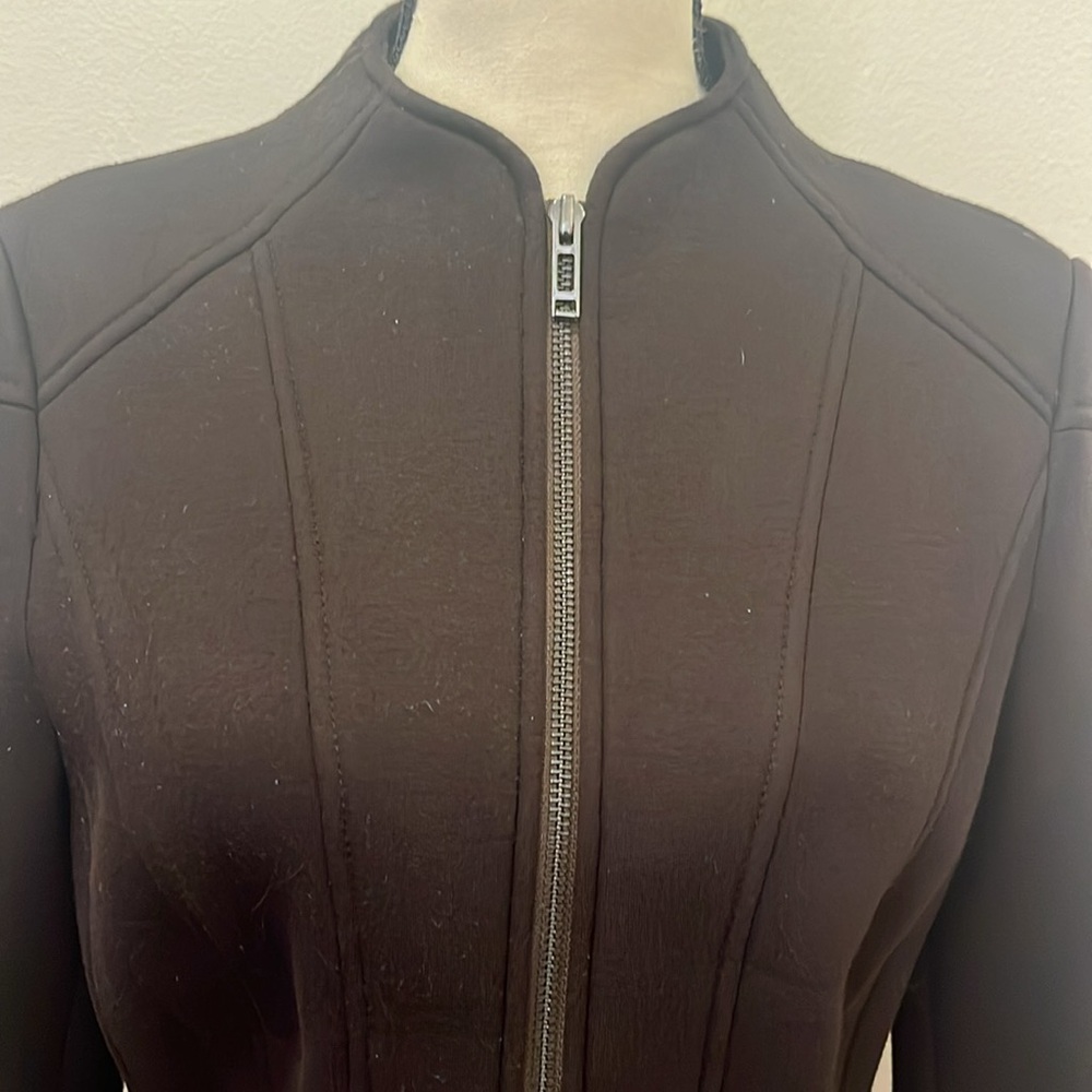 Jacket - Picture 2 of 9